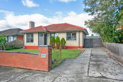 /international/au/6-kyneton-avenue-reservoir-vic-148364288/