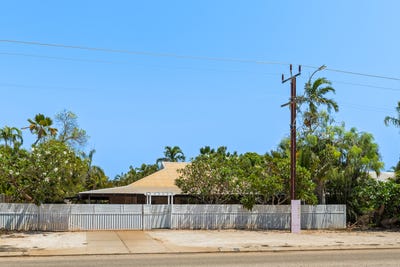 /international/au/100-reid-road-cable-beach-wa-152453412/