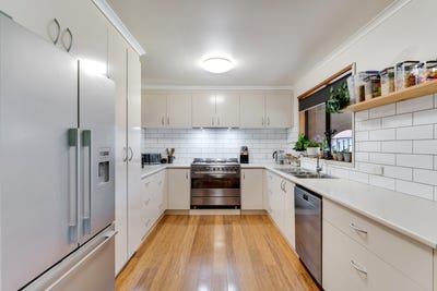 /international/au/6-park-street-trentham-vic-148646588/