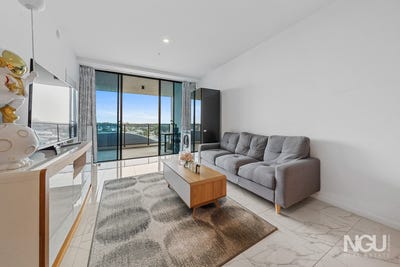 /international/au/4603-5-harbour-side-court-biggera-waters-qld-152659968/