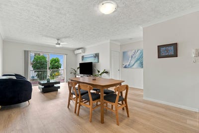/international/au/6-29-seagull-avenue-mermaid-beach-qld-152044980/