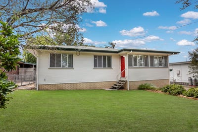 /international/au/20-nile-street-riverview-qld-150835108/