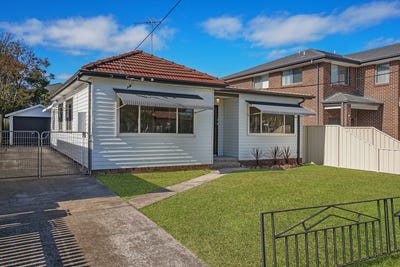 /international/au/2-dowding-street-panania-nsw-152443176/