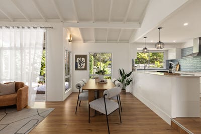 /international/au/5-lapford-court-alexandra-hills-qld-151133328/