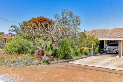 /international/au/3f-jackson-street-waroona-wa-152674740/