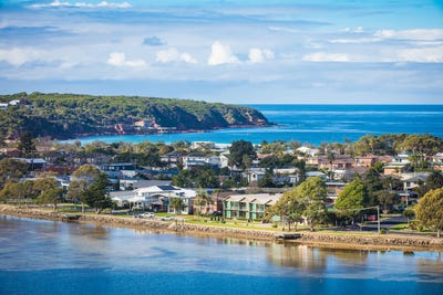 /international/au/9-1-7-ocean-view-avenue-merimbula-nsw-151636620/