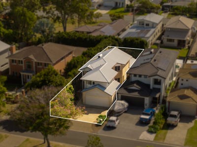 /international/au/24-gale-street-redcliffe-qld-151094776/