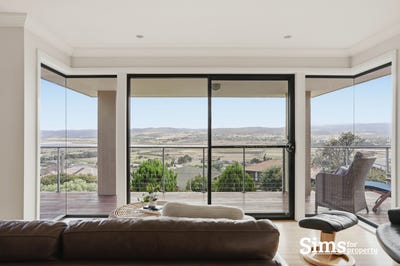 /international/au/14-camina-court-riverside-tas-150536096/