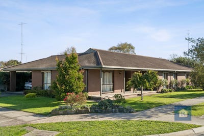 /international/au/185a-hearn-street-colac-vic-151017904/