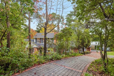 /international/au/40-leamington-road-aldgate-sa-151313948/