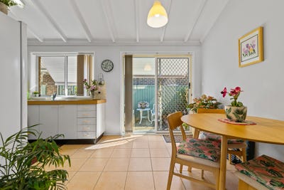 /international/au/5-10-12-kalulah-avenue-gorokan-nsw-151275604/