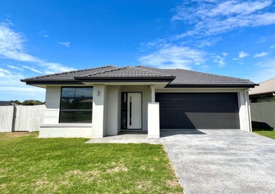 /international/au/9-kauri-place-tinana-qld-151054044/
