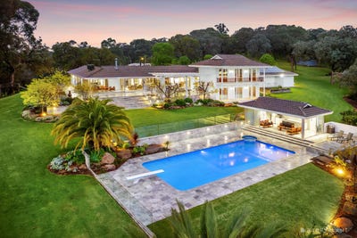 /international/au/2-timbertop-ridge-warrandyte-vic-150995380/