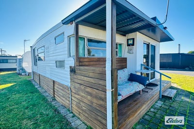 /international/au/73-10-queen-street-west-ulverstone-tas-148554996/