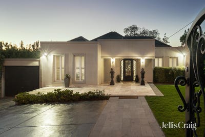 /international/au/31-burke-road-north-ivanhoe-east-vic-150996480/