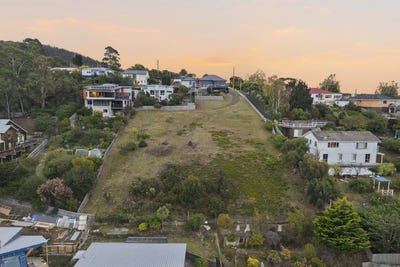 /international/au/116b-forest-road-west-hobart-tas-204489208/