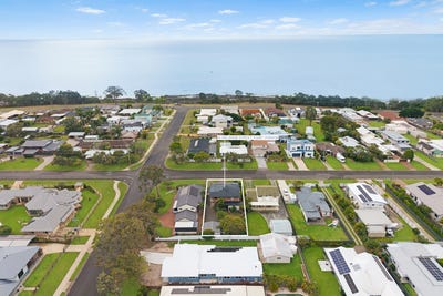 /international/au/43-helsham-street-point-vernon-qld-151488724/
