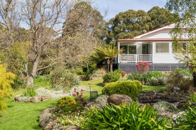 /international/au/209-watsons-road-kettering-tas-152614164/