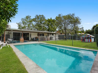 /international/au/15-ghost-gum-avenue-kuluin-qld-151554468/