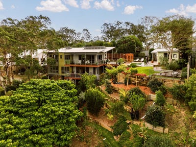 /international/au/56-sugar-bag-road-little-mountain-qld-151872892/