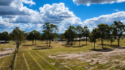 /international/au/lot-4-96-staatz-quarry-road-regency-downs-qld-150604244/