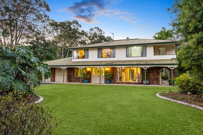 /international/au/9-13-upper-rosemount-road-rosemount-qld-148727600/