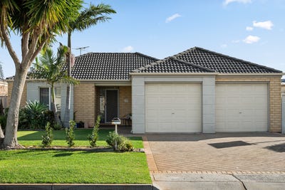 /international/au/19-barramundi-way-aldinga-beach-sa-151226132/