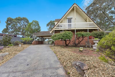 /international/au/7-allendale-grove-woodside-sa-151641228/