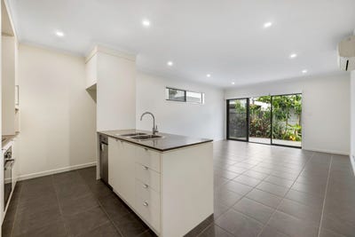 /international/au/12-96-creekwood-avenue-meridan-plains-qld-152669256/