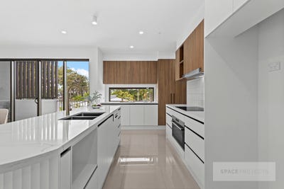 /international/au/16-4-8-white-street-victoria-point-qld-148506000/?lang=it