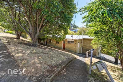 /international/au/2-20-clift-street-mount-stuart-tas-151295208/