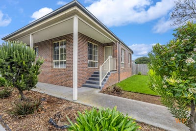 /international/au/1-81-powlett-street-kilmore-vic-151585908/