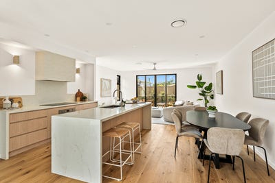 /international/au/1-27-marion-street-tugun-qld-151217632/