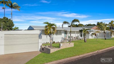 /international/au/17-marina-avenue-taranganba-qld-148700692/