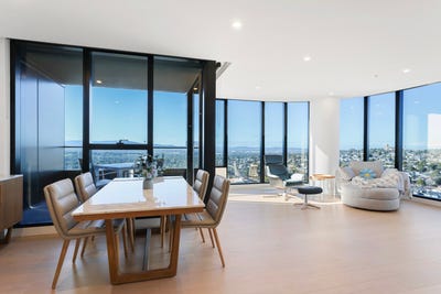 /international/au/1501-25-osullivan-road-glen-waverley-vic-148615112/