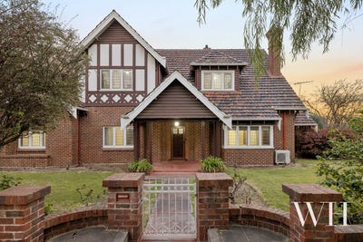 /international/au/9-onslow-street-south-perth-wa-152085752/
