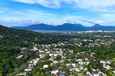 /international/au/3-iona-close-edge-hill-qld-150870664/