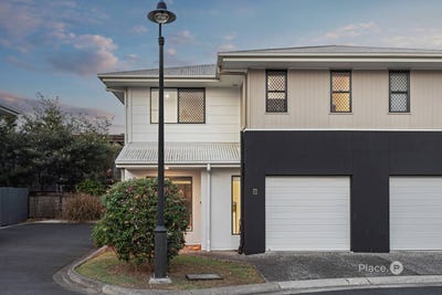 /international/au/8-30-creekside-terrace-albany-creek-qld-152613268/