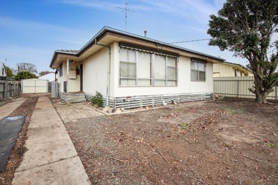 /international/au/16-jones-street-horsham-vic-148532232/