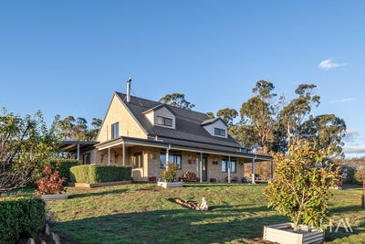 /international/au/8-reid-street-westbury-tas-148023844/
