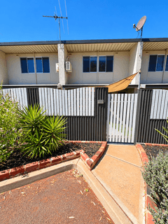 /international/au/13-6-myoporum-street-kambalda-west-wa-152616392/