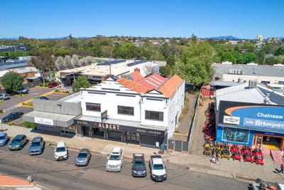 /international/au/209-peel-street-tamworth-nsw-504705444/