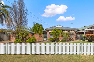 /international/au/8-gardenia-avenue-emu-plains-nsw-152520216/