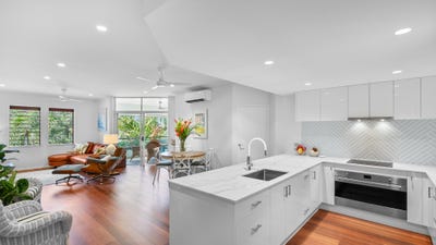 /international/au/11-23-25-veivers-road-palm-cove-qld-150813764/