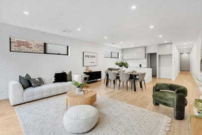 /international/au/9a-bowes-avenue-airport-west-vic-148439784/?lang=en