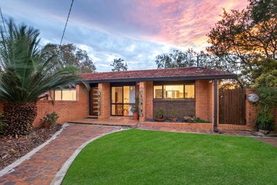 /international/au/17-arnell-street-keperra-qld-151149156/