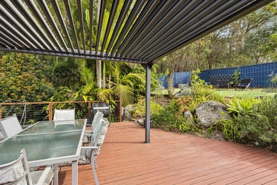 /international/au/18-pamela-close-green-point-nsw-152602396/