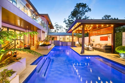 /international/au/82-simpsons-road-currumbin-waters-qld-151228364/