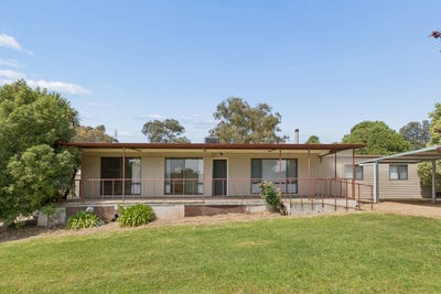 /international/au/28-hope-street-wombat-nsw-152635236/
