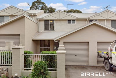 /international/au/12-28-eurimbla-street-thornton-nsw-152558348/